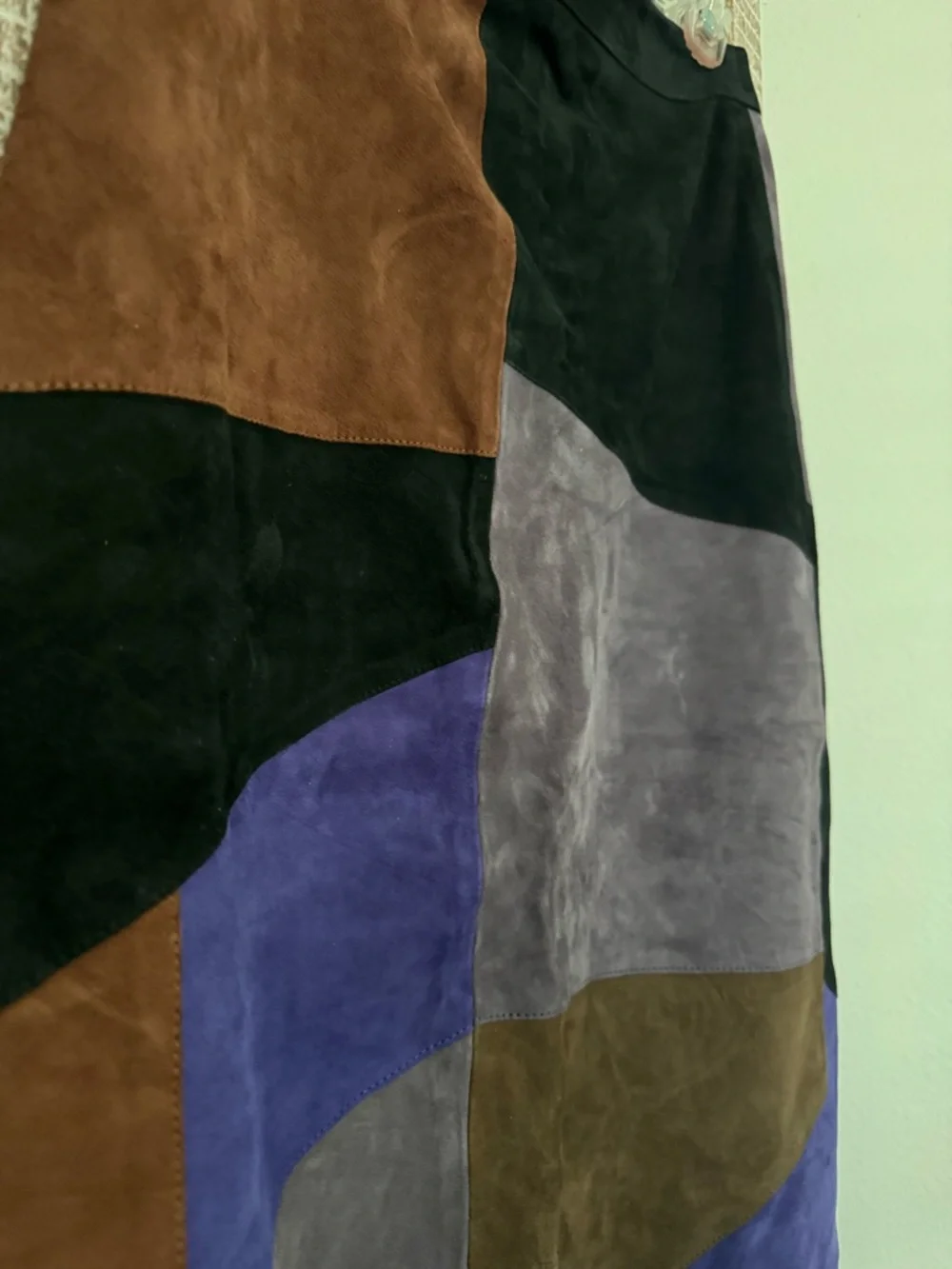 Sezane Magalia Skirt in Suede Patchwork Retro - Picture 3 of 8